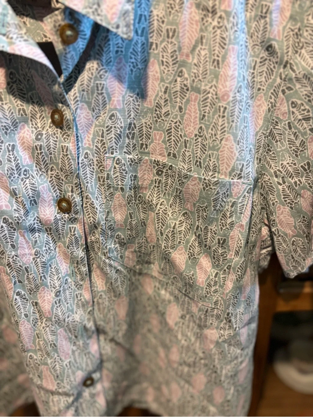 Royal Robbins Women’s Camino Pucker Short Sleeve Shirt Size Small NWT Sage Fish - Picture 8 of 10
